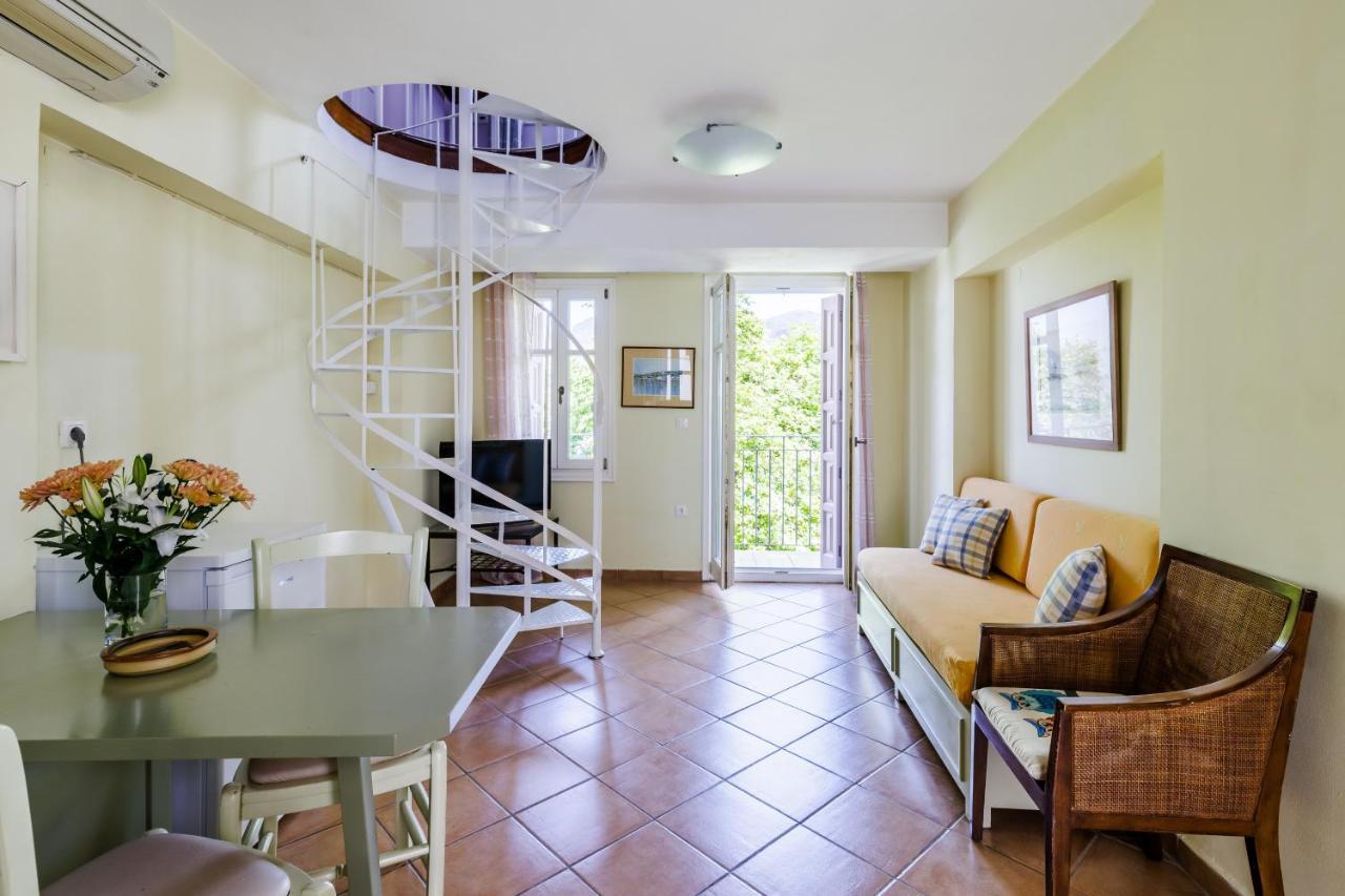 Sentefi Maisonette Città di Skopelos Esterno foto